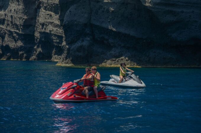 Santorini:Volcanic Beaches Cruise With Jet Ski - Safety and Support Features