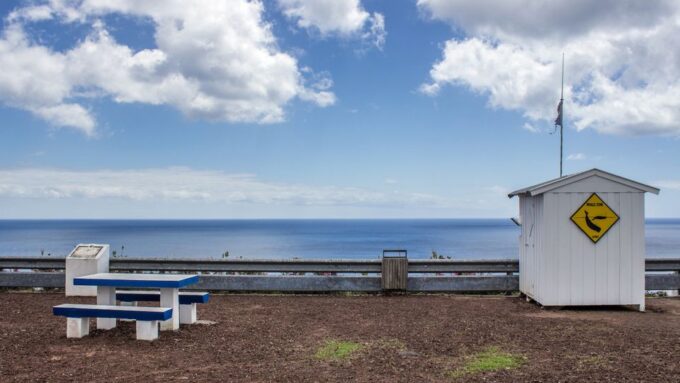 Sao Miguel: Azorean Whalers Heritage Tour - Ponta Garças 1957 Lighthouse