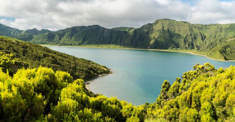 Sao Miguel: Full-Day Hike to Lagoa Do Fogo - Hiking Experience