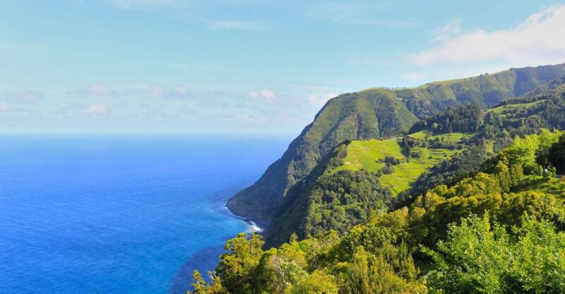Sao Miguel: Full-Day Nordeste & Waterfall Tour With Lunch - Picturesque Villages and Waterfalls