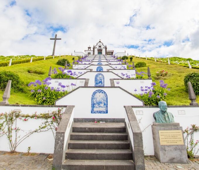 São Miguel: Full-Day Tour of Furnas Valley - Tour Accessibility