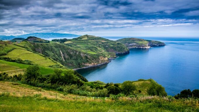 Sao Miguel: Furnas Volcano & Tea Plantation Tour & Lunch - Culinary Delights