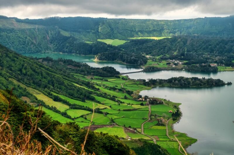 Sao Miguel: Jeep Tour to Sete Cidades & Lagoa Do Fogo - Preparation and Requirements