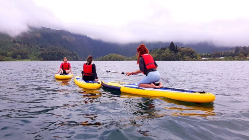 São Miguel: Sete Cidades Lagoon Standup Paddleboard Yoga - Inclusions