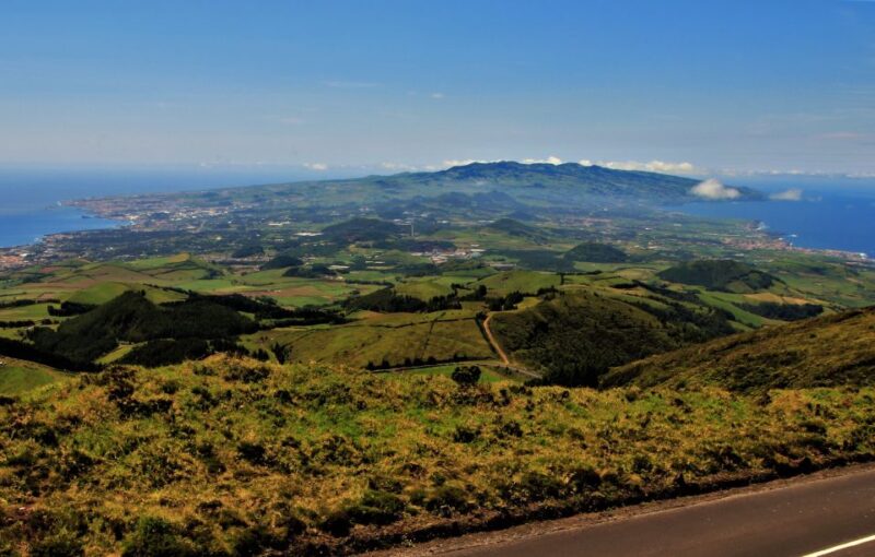 São Miguel West: Full-Day Van Tour With Lunch - Included Meals
