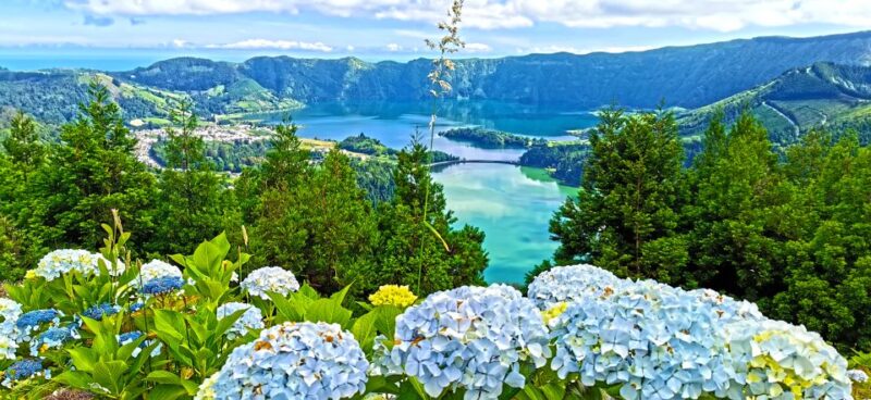 São Miguel West: Sete Cidades and Fogo Tour With Lunch - Participant Information