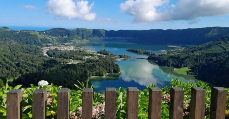 São Miguel West: Sete Cidades & Lagoa Do Fogo Full-Day Tour - Pickup Locations