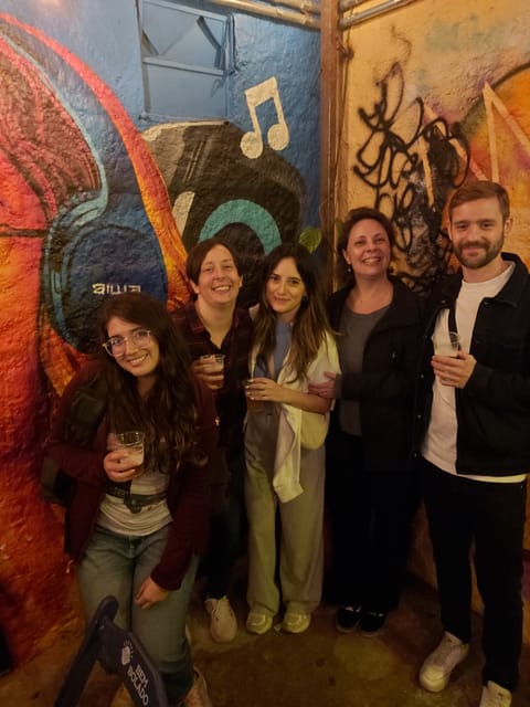 São Paulo: Bar and Street Art Crawl With Local Guide - Meet Local Artists