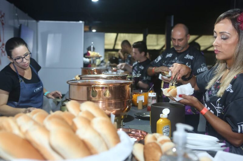 São Paulo Carnival Seating With Food, Drinks, & Transfer - Highlights