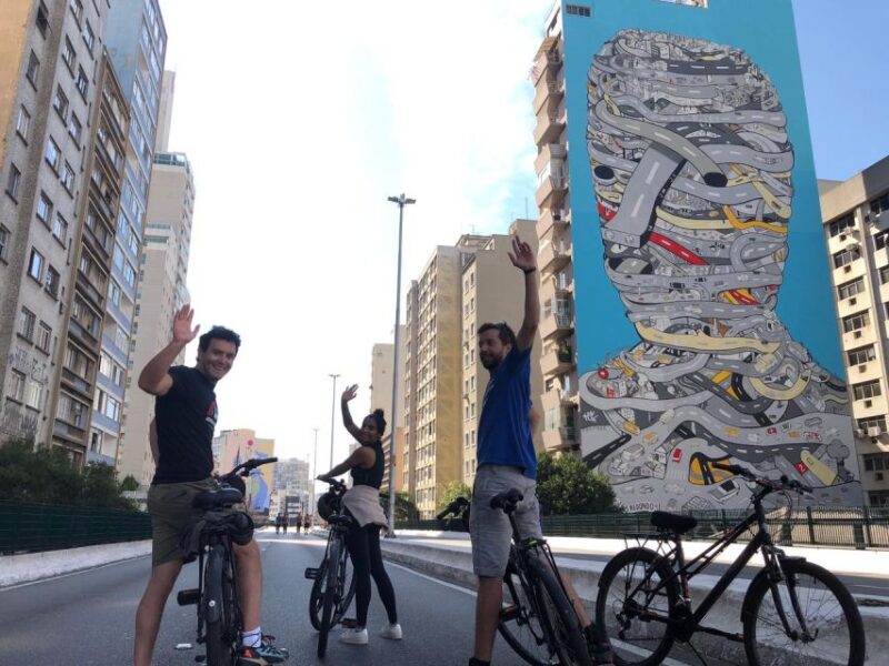 São Paulo: Downtown Historical Bike Tour - Exploring Iconic Sights