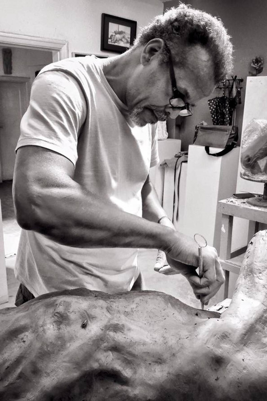 São Paulo: Face Sculpting Workshop - Observing Other Artists