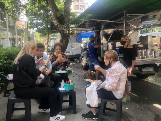 São Paulo: Food, Culture & History Private Tour - Engaging With Shop Sellers