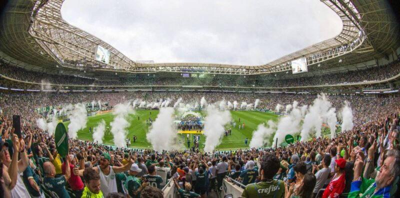 São Paulo: Join a Palmeiras Game Experience With a Local - Matchday Atmosphere at Allianz Parque