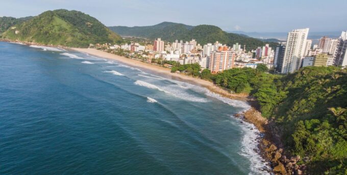 São Paulo: Santos and Guaruja Day Trip With Pickup and Beach - Relaxing Beach Time