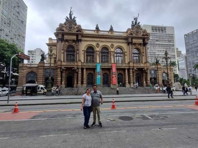 São Paulo: Shared Group Tour - Liberdade and Municipal Market