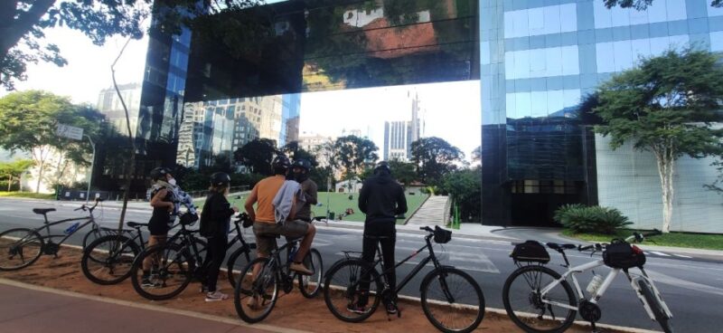 São Paulo: Street Art Bike Tour - Key Points