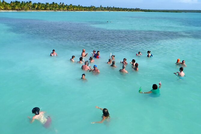 Saona for Cruiseship Passengers - Snorkeling in the Natural Pool