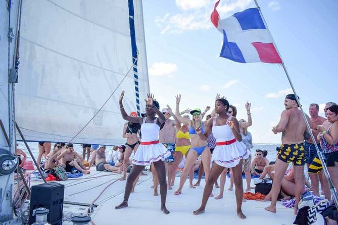 Saona Island Catamaran Adventure With Free Food and Transportation - Considerations for Travelers