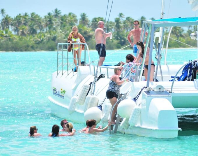 Saona Island Catamaran Experience With Lunch From Punta Cana - Getting to Bayahibe