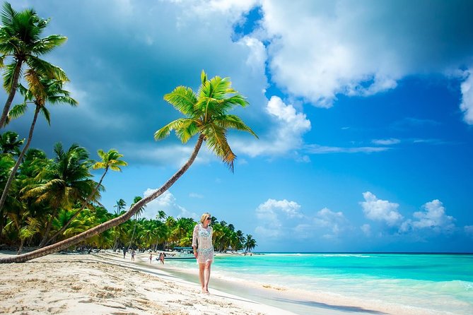 Saona Island Day Trip + Lobsters & Wine Included - Exploring Saona Island