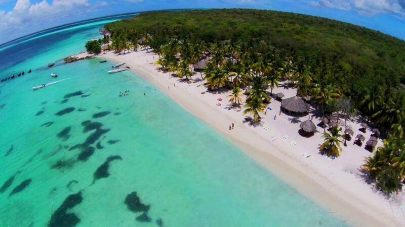 Saona Island: Full-Day Boat Tour All Inclusive - Lunch and Leisure