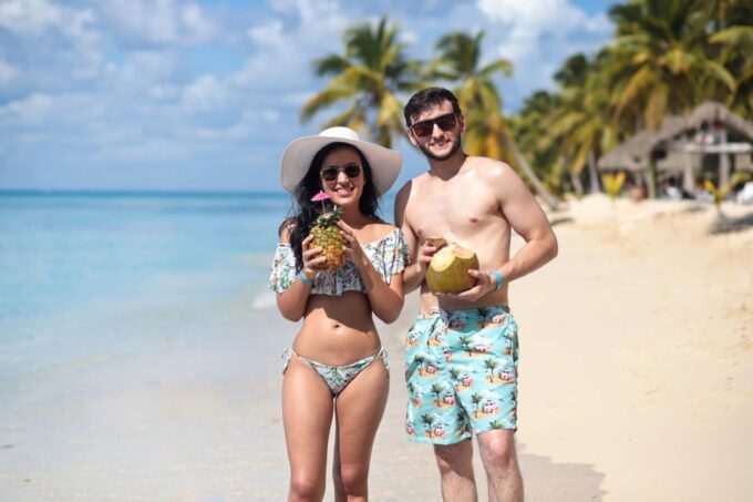 Saona Island: Full-Day Boat Tour With Buffet Lunch & Drinks - Important Information