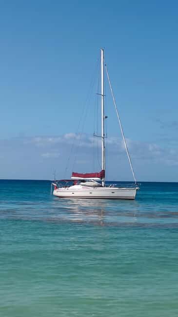 Saona Island: Private Yacht Tour with Lunch & Pickup - Practical Details and What to Expect