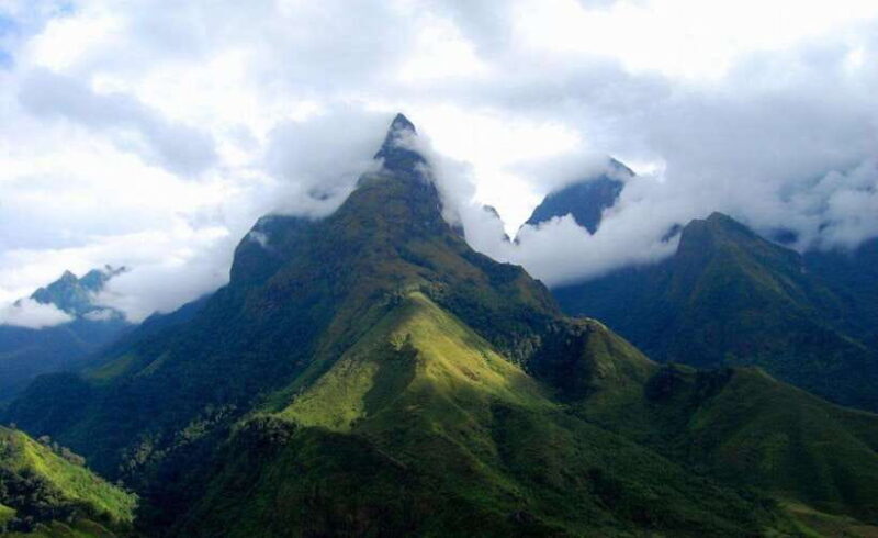 Sapa: 2-Day Trek to Fansipan - Indochinas Highest Peak - Ascent to Fansipan Summit