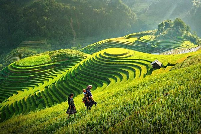 Sapa 2 Days 1 Night Bac Ha Market Tour (Overnight In Hotel) - Inclusions