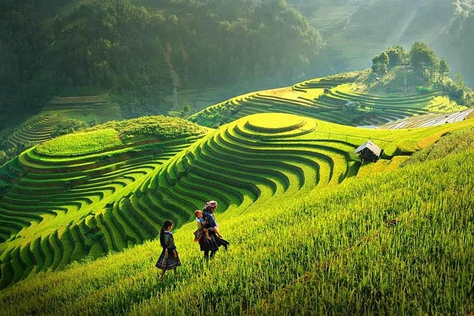 Sapa 2 Days Trek With 1 Night Homestay - Experiencing Local Cuisine