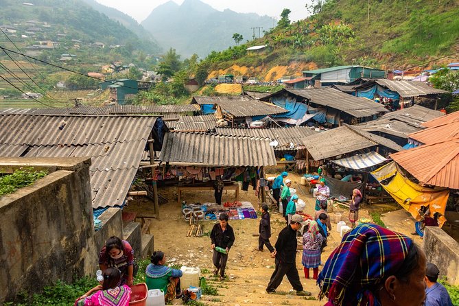 Sapa, Bac Ha Market Tour - 1 Day Tour - Health and Accessibility