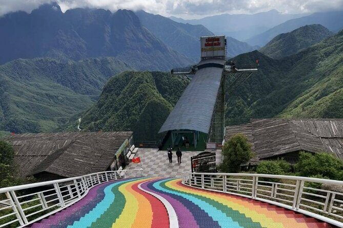 Sapa Half Day Private Car or Motorbike Customized Scenic Tour - Cat Cat Village