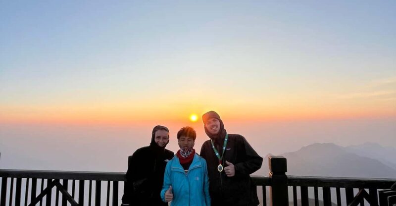 Sapa Hiking Tour : Fansipan 1day Hike Fansipan 2days - Hiking Experience and Highlights