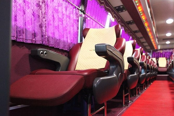 Sapa Limousine 28 Seats Bus From Hanoi To Sapa Or Return - Effective Communication and Assistance