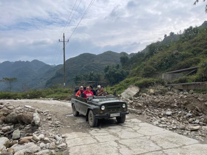 Sapa Open Air Jeep Half Days Off the Beaten Track, Backroad - Visits to Ethnic Minority Villages