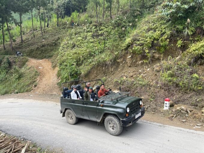 Sapa Open Air Jeep Half Days Off the Beaten Track, Backroad - Photo Stops at Picturesque Viewpoints