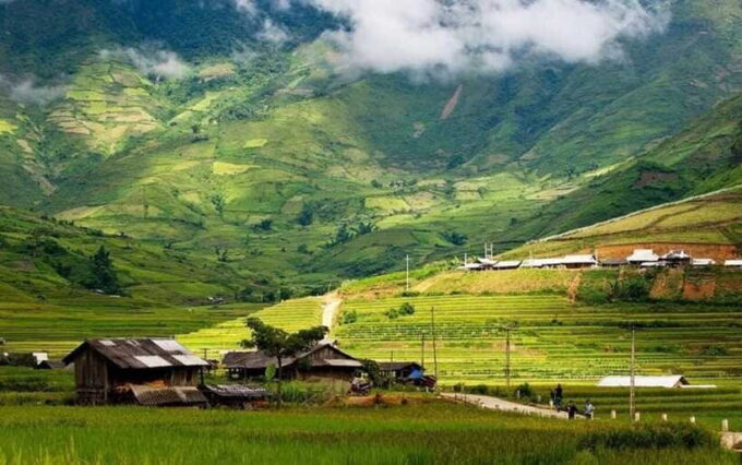 Sapa: Silver Waterfall and Love Waterfall Day Trip - Scenic Vistas and Cultural Encounters
