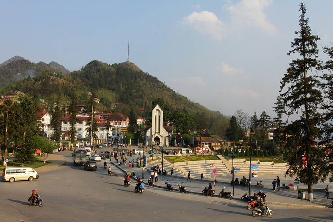 SAPA TOUR 2 DAYS 1 NIGHT BY SLEEPER BUS ( Overnight in Hotel) - Tour Overview and Details