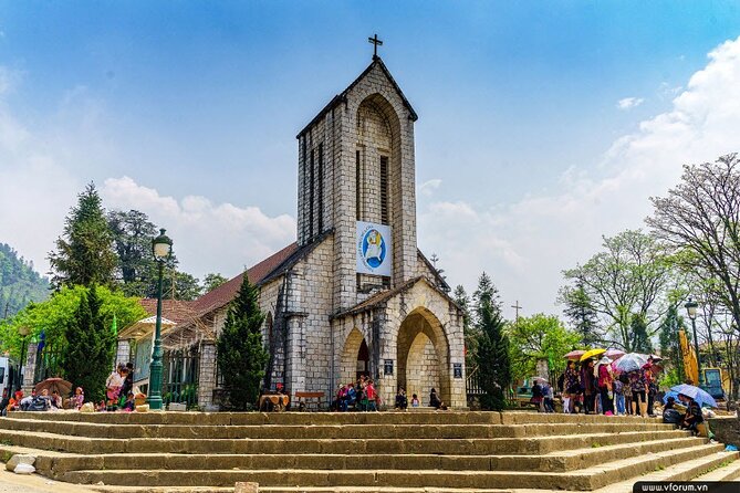 SAPA TOUR 2 DAYS 1 NIGHT BY SLEEPER BUS ( Overnight in Hotel) - Itinerary and Inclusions