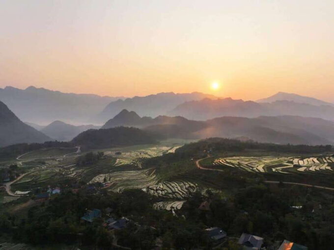 Sapa Trekking Ethnic Village Full Day With Female Tour Guide - Exploring the Muong Hoa Valley and Dzay Ethnic Group