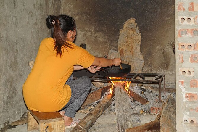Sapa Trekking & Homestay 2 Days 1 Night - Group Size and Accessibility