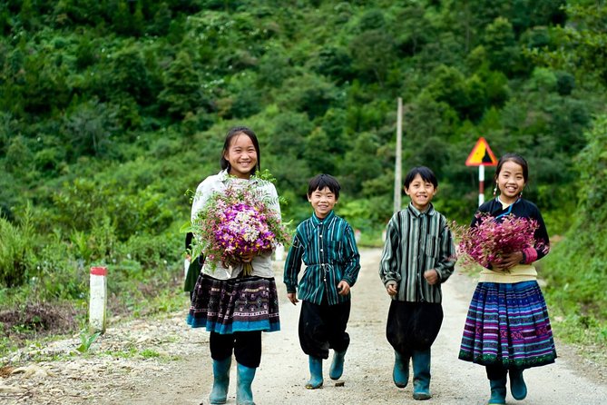 Sapa Villages Trekking and Homestay 2 Days/ 1 Night Package Tour: Best Selling - Traveler Reviews and Ratings