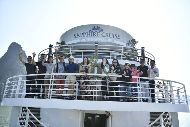 Sapphire Cruise Luxury Halong Bay Cruise Seaview Balcony Cabin - Dining and Meals