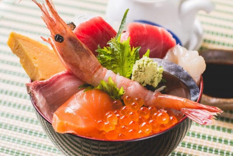 Sapporo: Guided Lunch Tour in Nijo Market in Sosei East - Experience and Activities