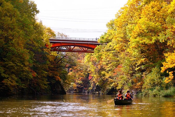 Sapporo Private Sightseeing Tour in Onsen With Special Package - Special Highlights of the Tour