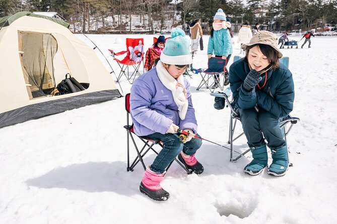 Sapporo Privetetaxi: Smelt Fishing, ROYCE CACAO & CHOCOLATE TOWN - Included in the Tour