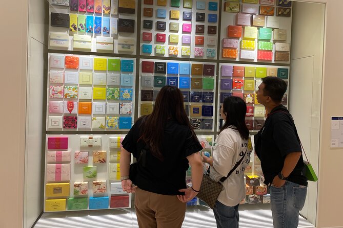 Sapporo Privetetaxi: Smelt Fishing, ROYCE CACAO & CHOCOLATE TOWN - Accessibility and Participation