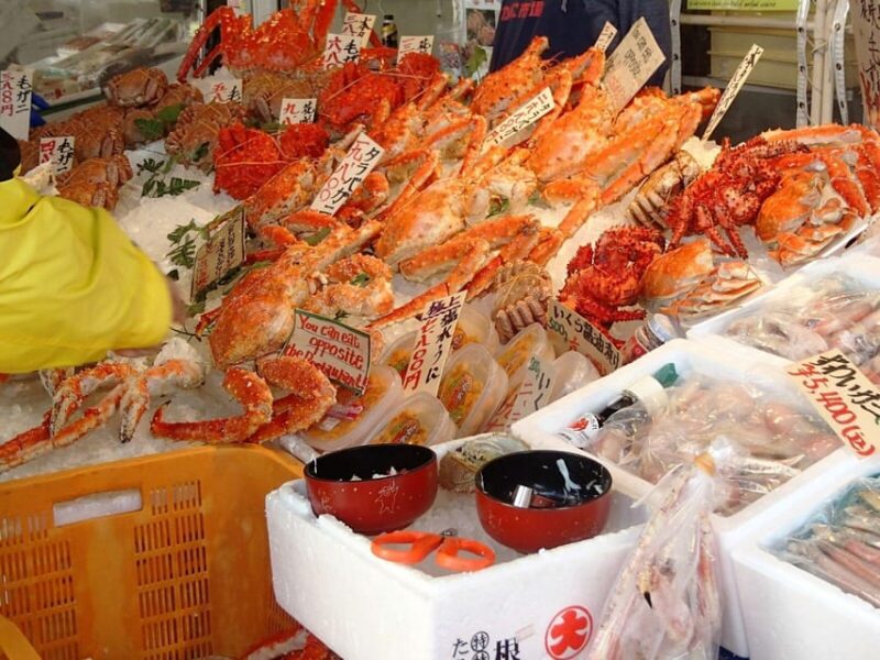 Sapporo: Sacred Shrine, Seafood Market & Shiroi Koibito Park - Explore the Central Wholesale Market