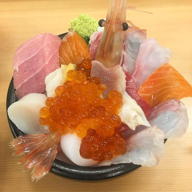 Sapporo: Sacred Shrine, Seafood Market & Shiroi Koibito Park - Preparation and Recommendations