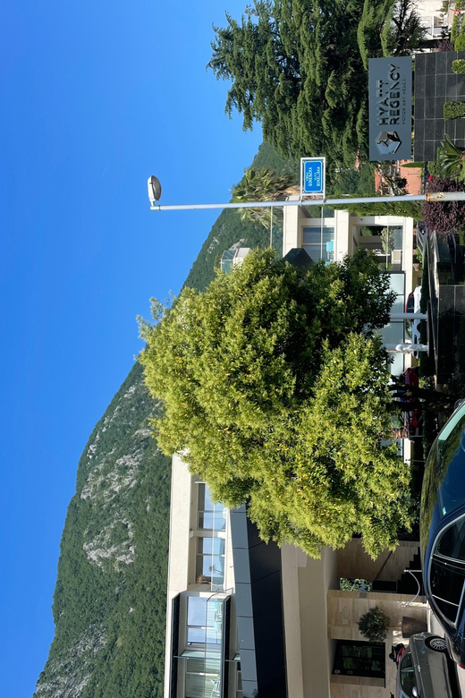 Sarajevo: Split Private Transfer Service - Vehicle Options